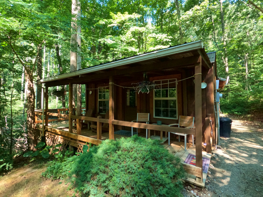 Eagles Nest Cabin - Hocking Hills Cabin Rental